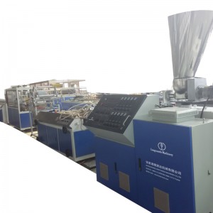Máquina de produção de painel de teto de PVC