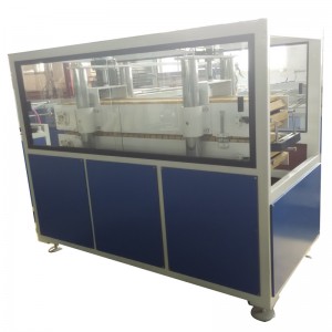 PVC 천장판 생산 기계